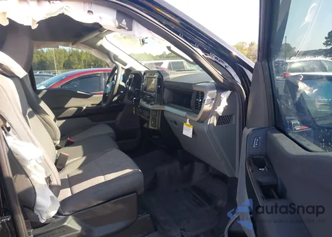 2023 Ford F-150 Xl z USA, uszkodzony, nr VIN 1FTMF1C56PKG11677